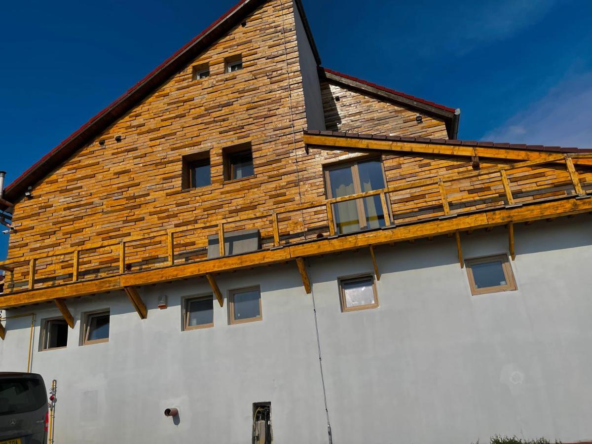 Marada Felix Hotel Hidiselu de Sus Exterior photo