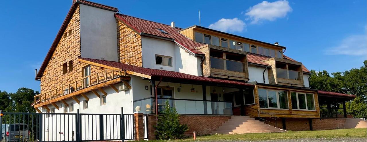 Marada Felix Hotel Hidiselu de Sus Exterior photo